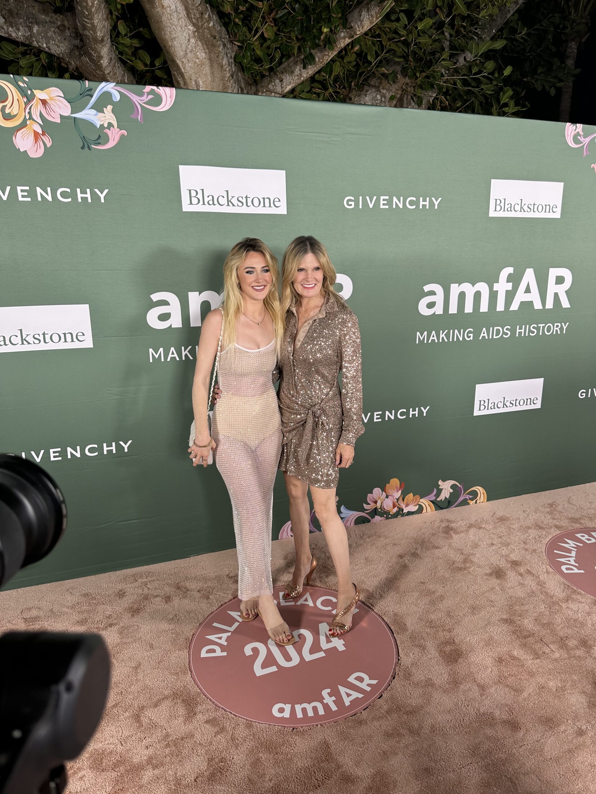 Rusty Holzer and Family Supporting Amfar | The Ashley and Rusty Holzer  Family Foundation